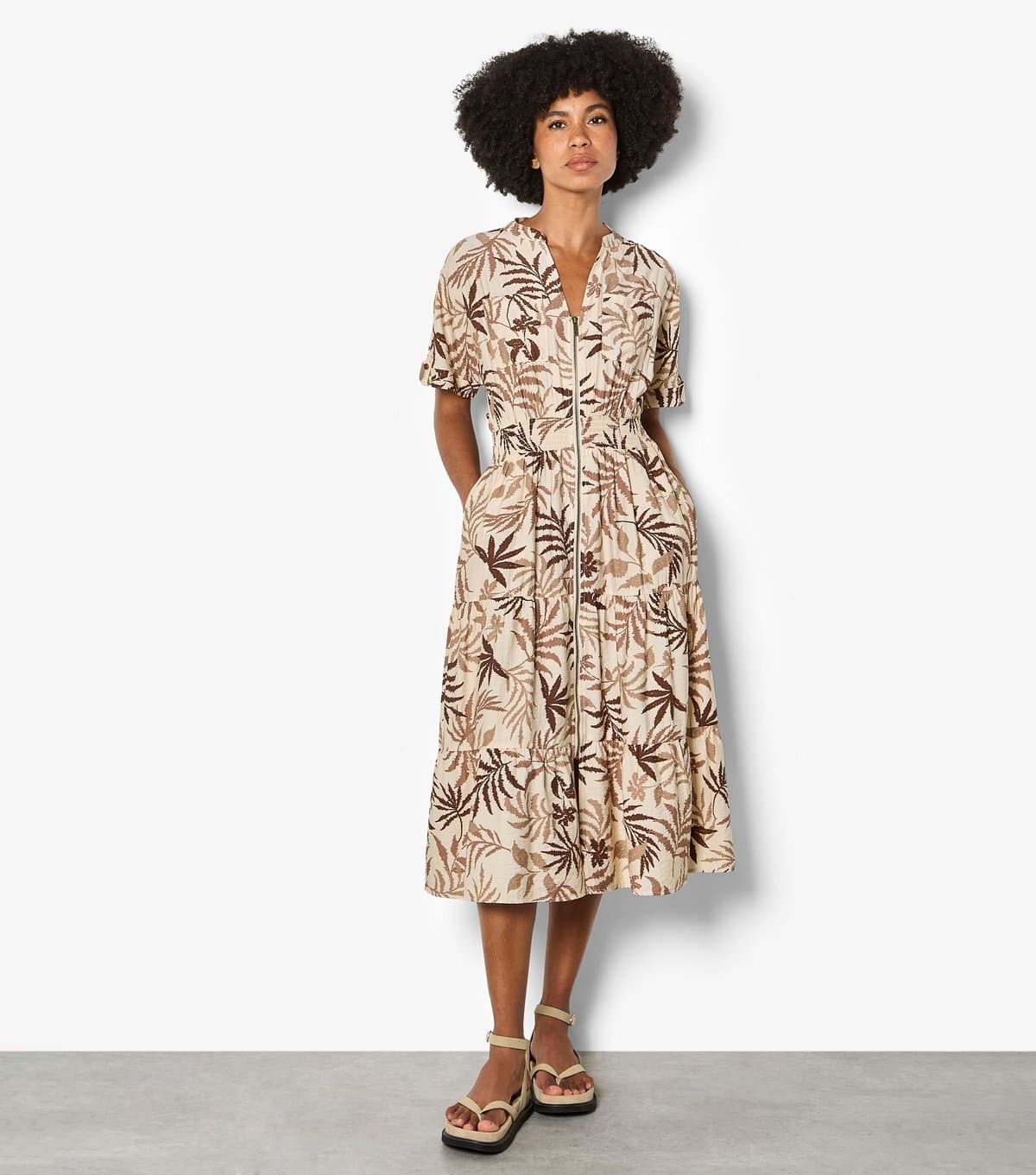 Apricot Women's Stone Palm Print Zip Front Dress Apricot New Look