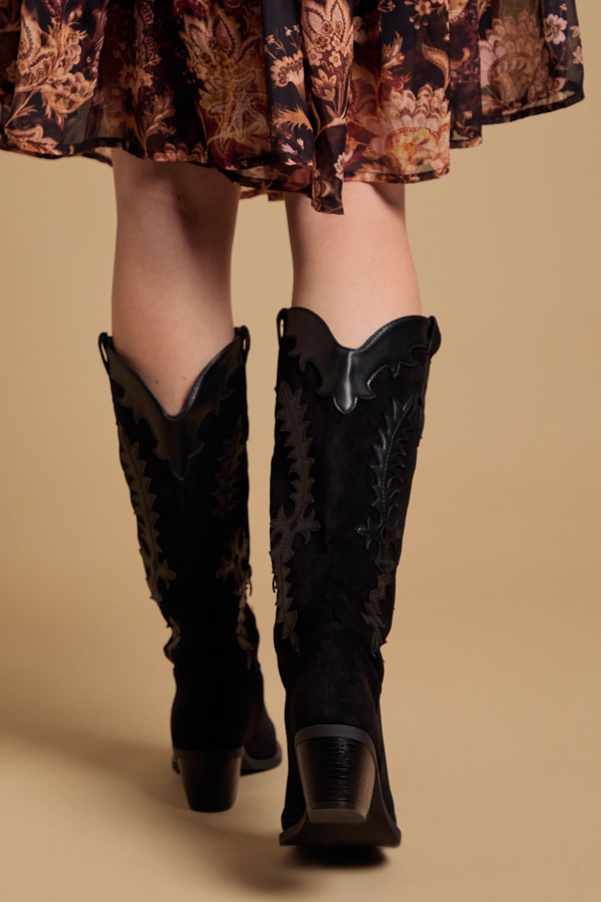Oasis Oasis Women's Jessie Faux Suede & Leather Western Cowboy Calf Boots in Natural Black - 4