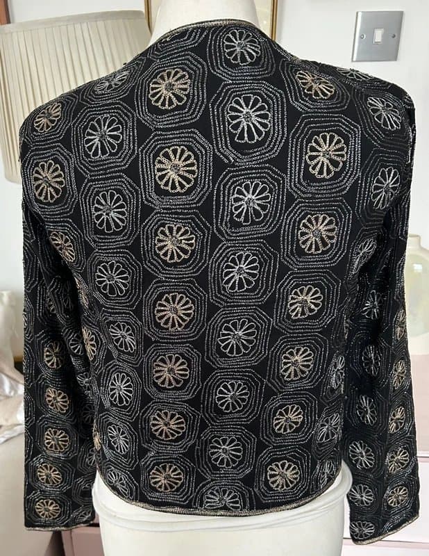 Topshop Topshop (rare item) stunning floral metallic gold/silver bead embellished jacket / blazer - Size 8
