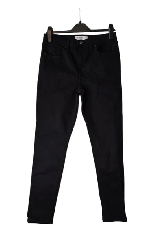 Topshop Black denim jeans with a sleek, straight‑fit .