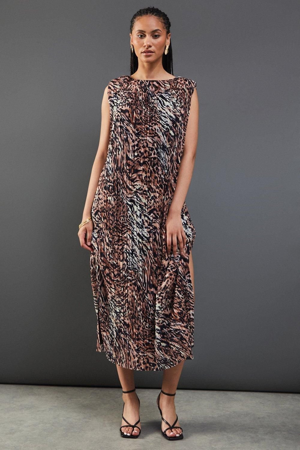 Warehouse Warehouse Women's Printed Plisse Shoulder Pad Sleeveless Midi Dress in Animal - 2