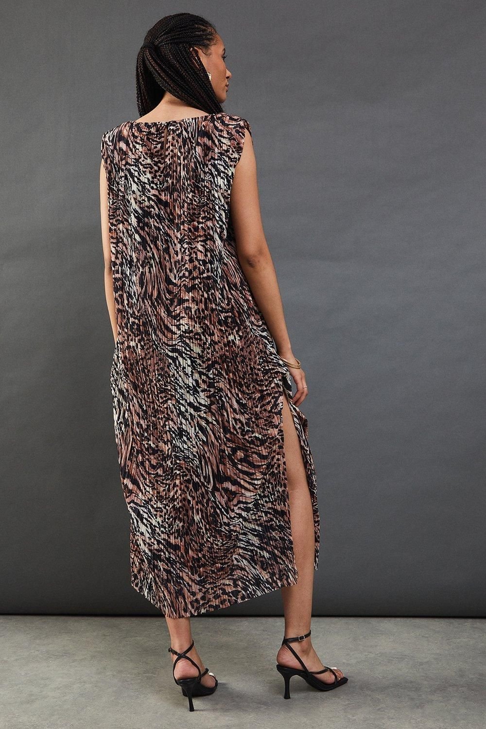 Warehouse Warehouse Women's Printed Plisse Shoulder Pad Sleeveless Midi Dress in Animal - 3