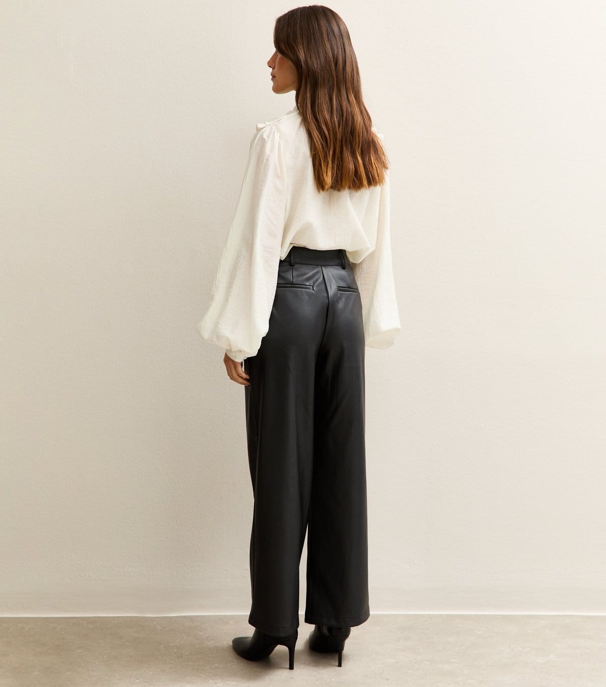 New Look Women's Petite Black Faux Leather Wide Leg Trousers New Look - 4