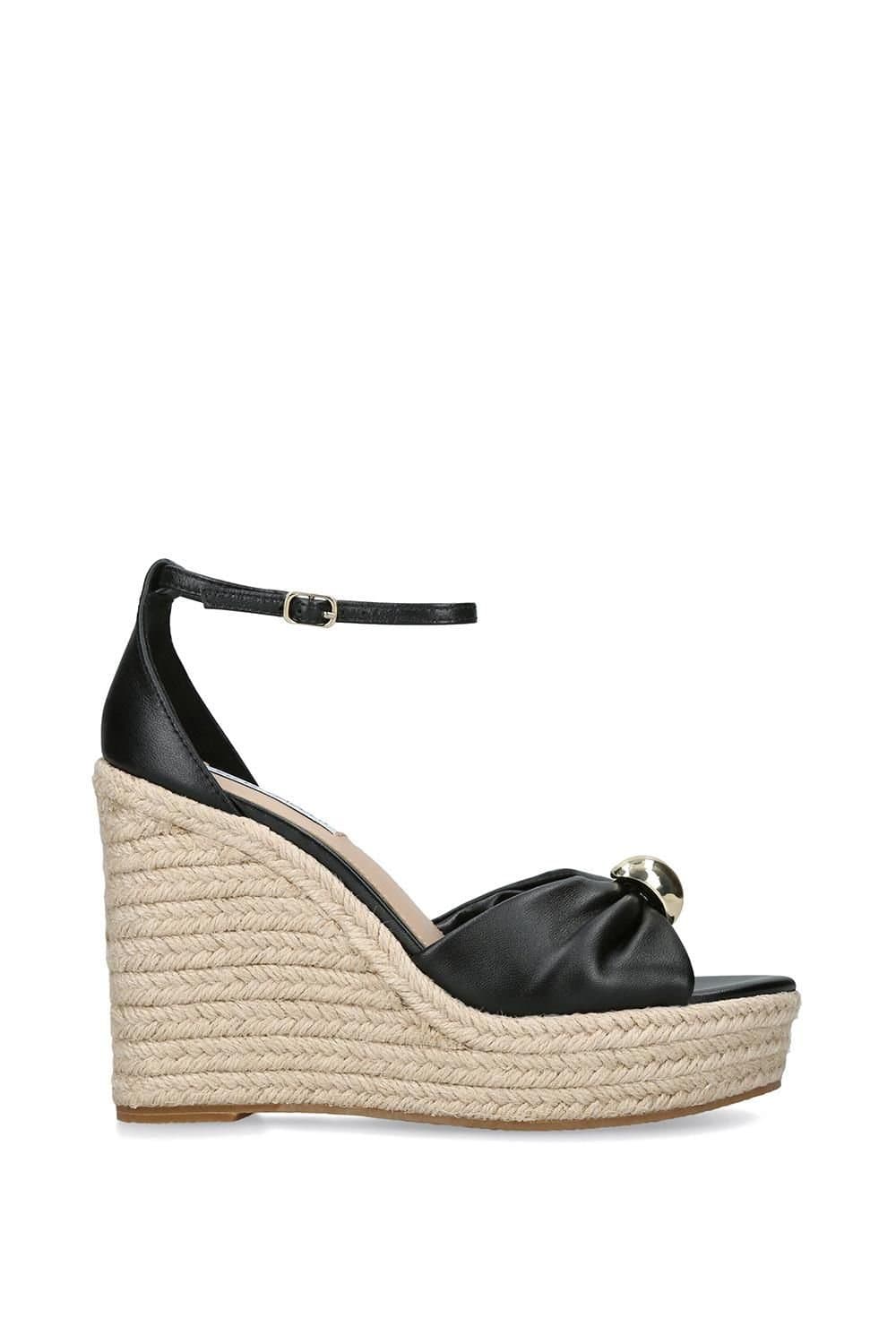 Steve Madden Steve Madden Women's 'Taliya Black' Leather Sandals In Black