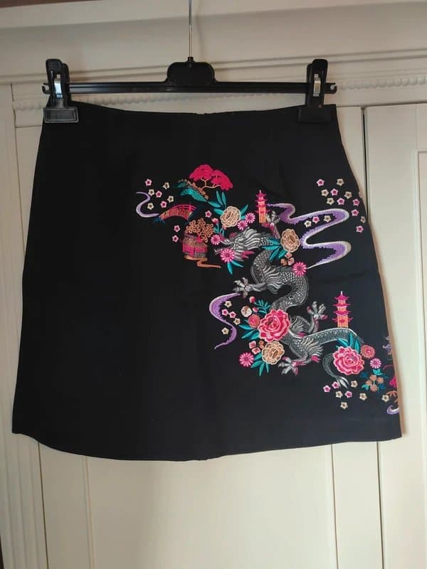 New Look Embroidered skirt