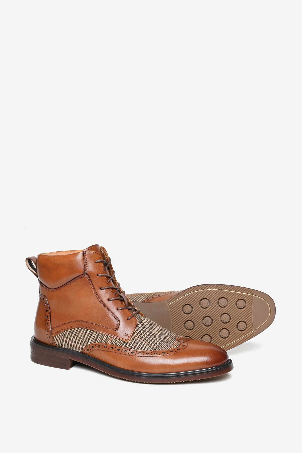 Alexander Pace Alexander Pace Men's 'Crosswall' Premium Leather Derby Boots in Light Brown - 1
