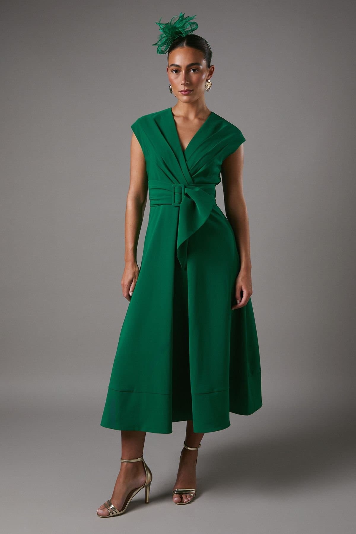 Coast Coast Women's Belted Crepe Dress in Emerald