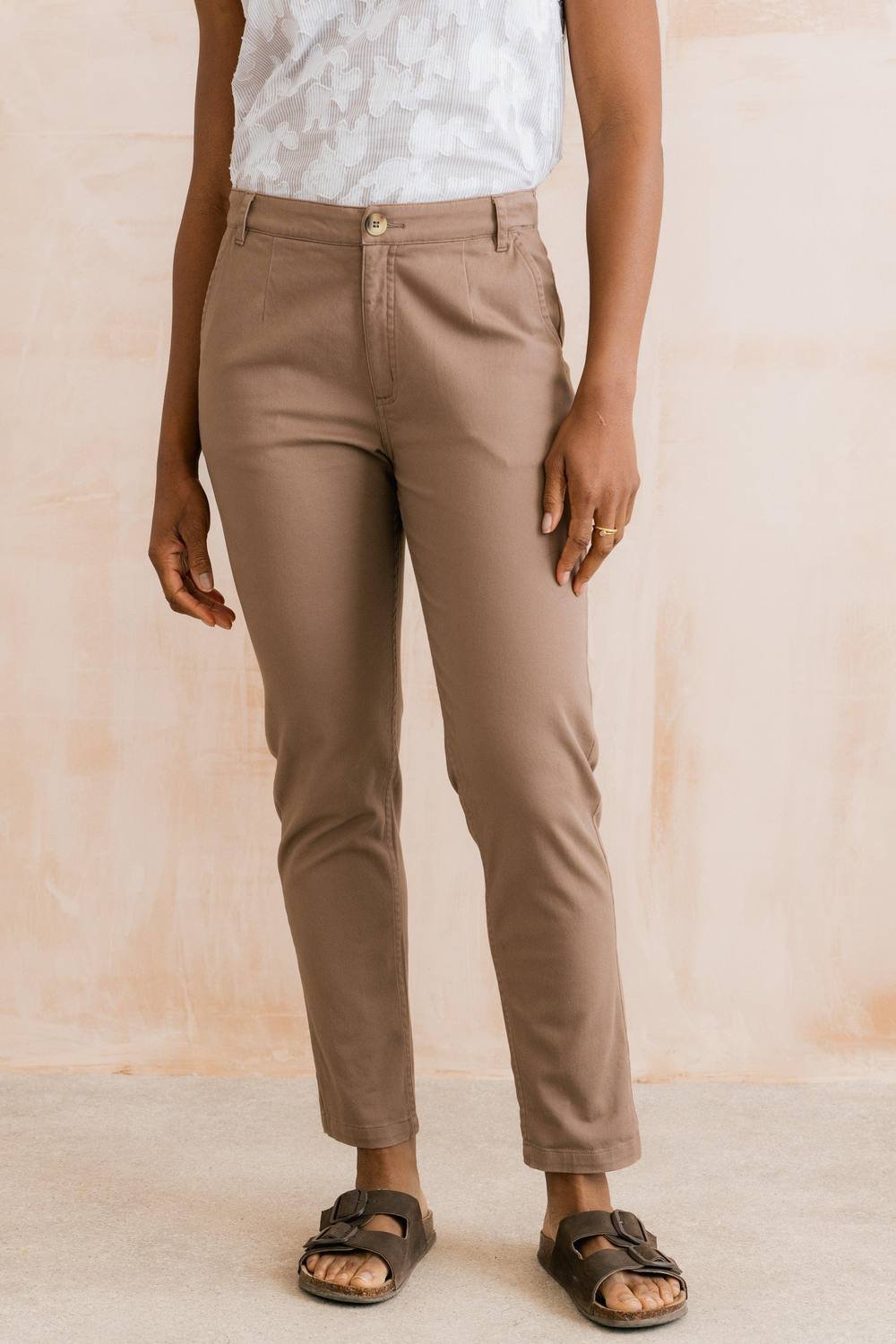 Lily & Me Lily & Me Women's Breaker Stretch Twill Trousers in Brown - 2