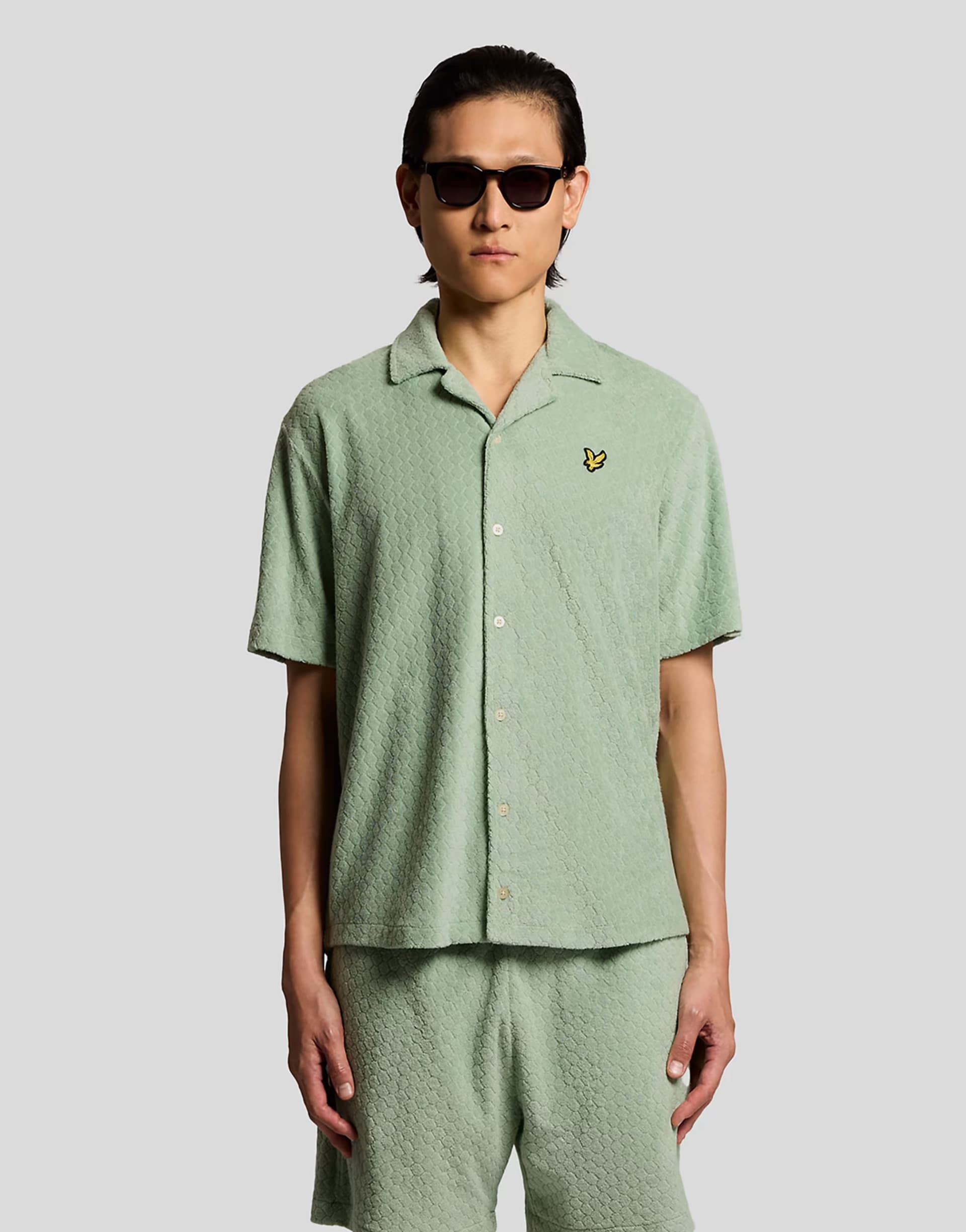 ASOS Lyle & Scott Ss woven shirts honeycomb towelling resort shirt in y133 misty sage