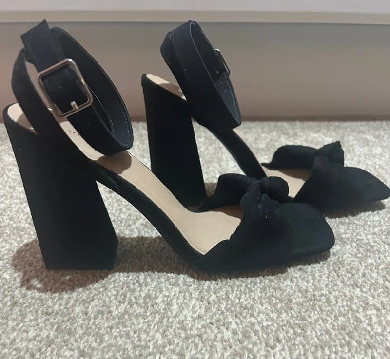 New Look New Look Velvet heels