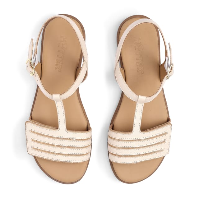 Hotter Hotter Women's 'Lyla' Sandals in Light Sand - 3