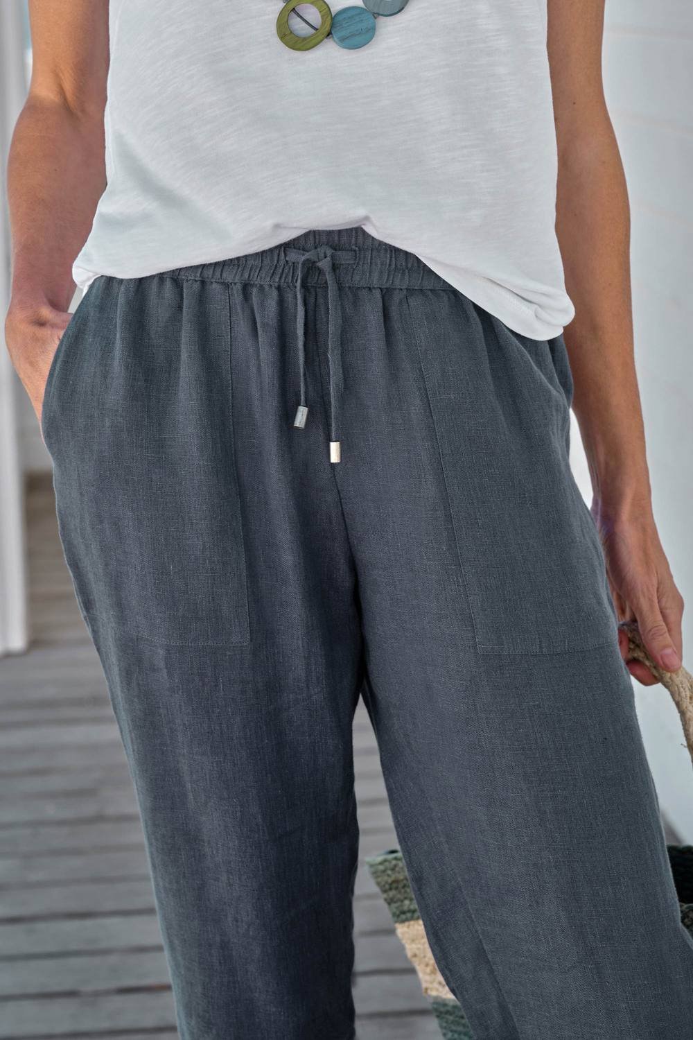 WoolOvers WoolOvers Women's Tapered Leg Linen Trousers in Blue - 4