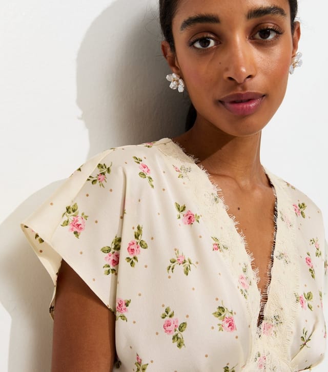 New Look Women's Cream Satin Floral Lace Trim Tea Top New Look - 3