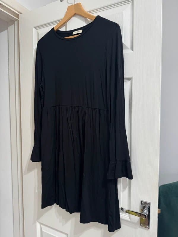 Papaya Papaya at Matalan Black Smock Dress – Size M