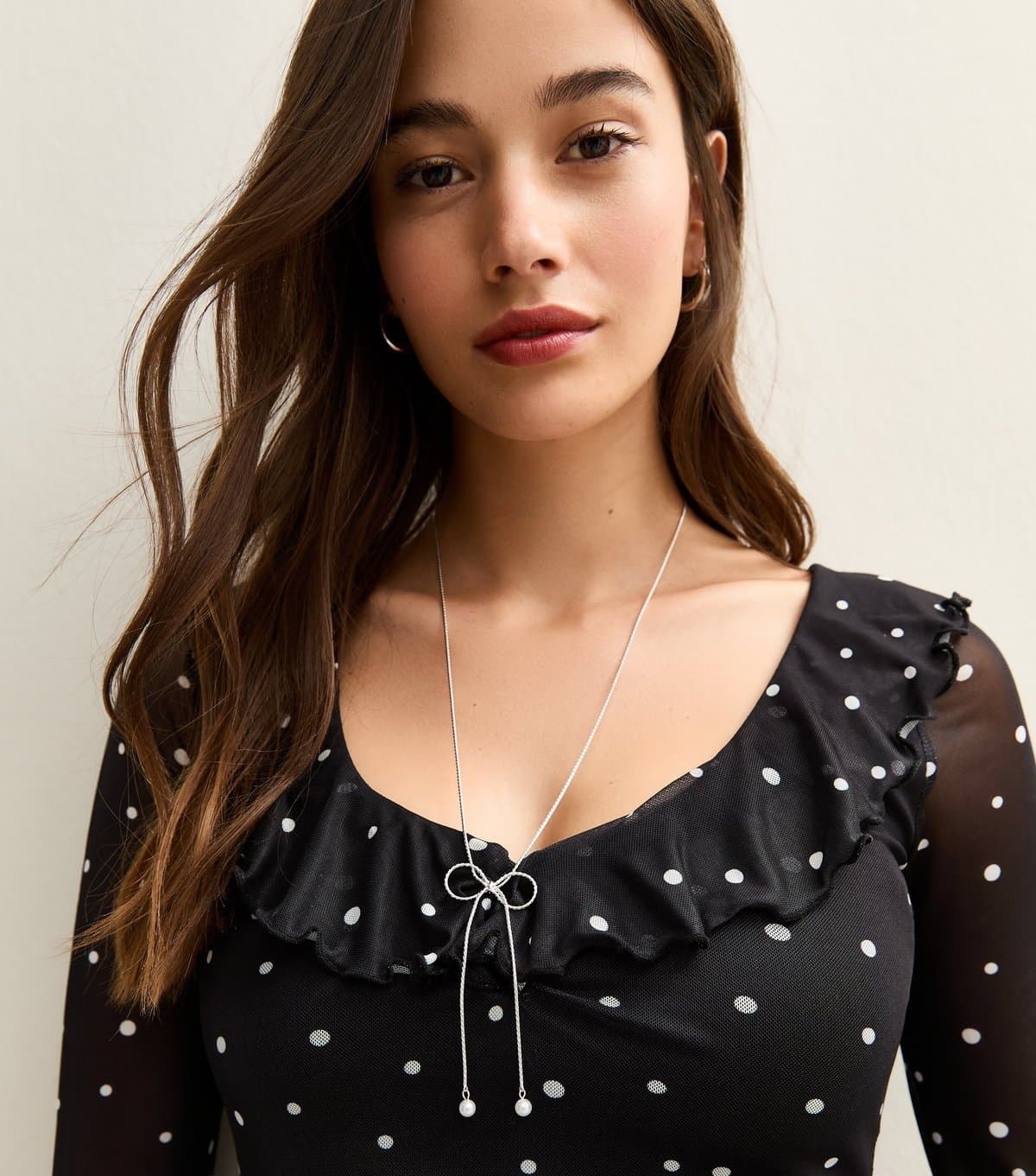 New Look Silver-Tone Faux Pearl Charm Bow Long Necklace New Look