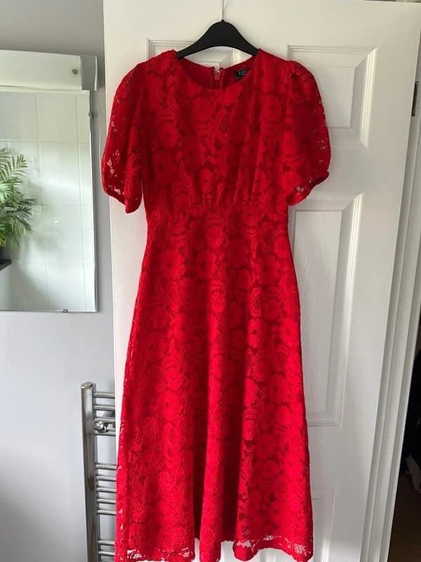 Lipsy Lipsy brand new red lace lined dress size 10