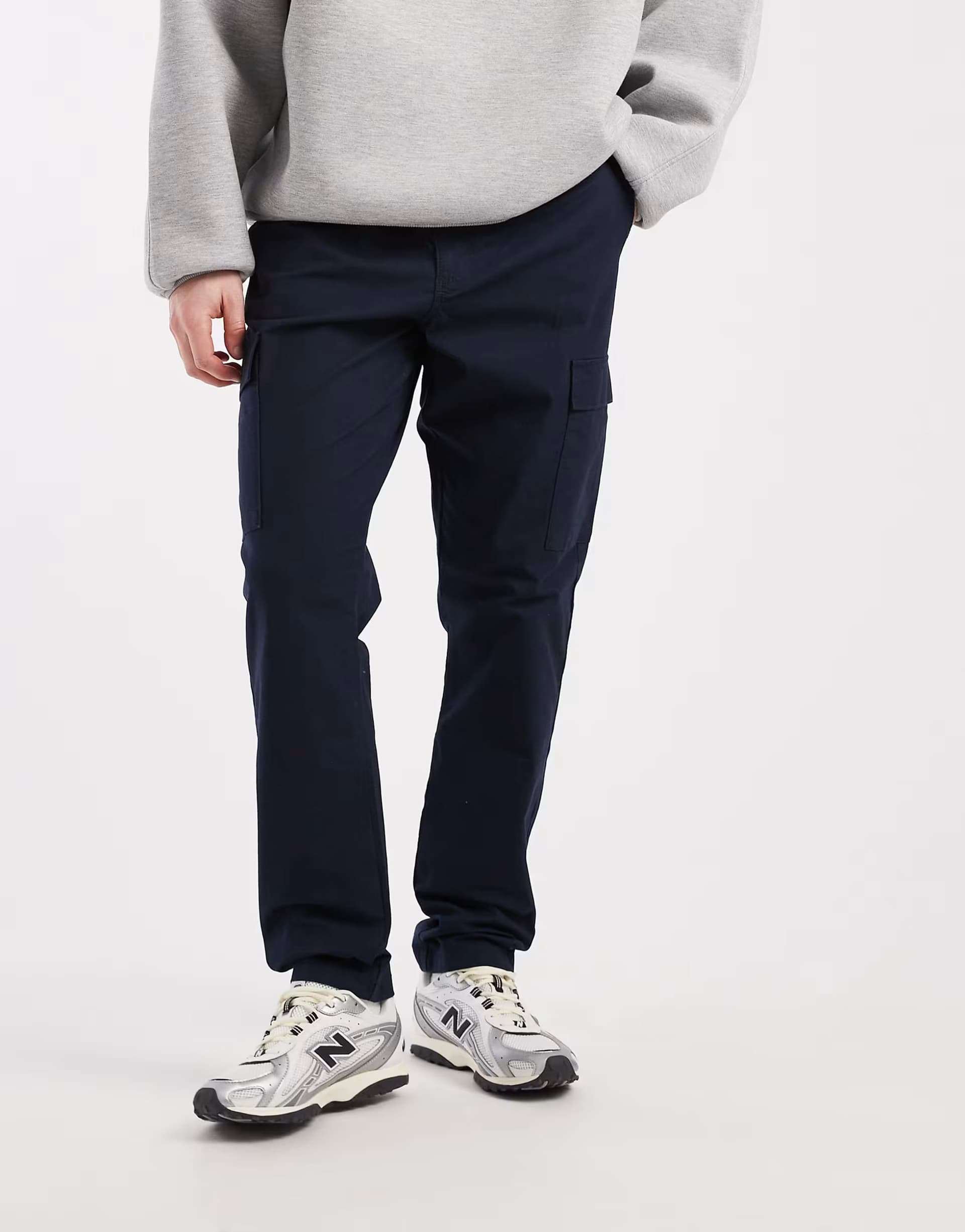 ASOS ASOS DESIGN slim pull on cargo trousers in navy ripstop