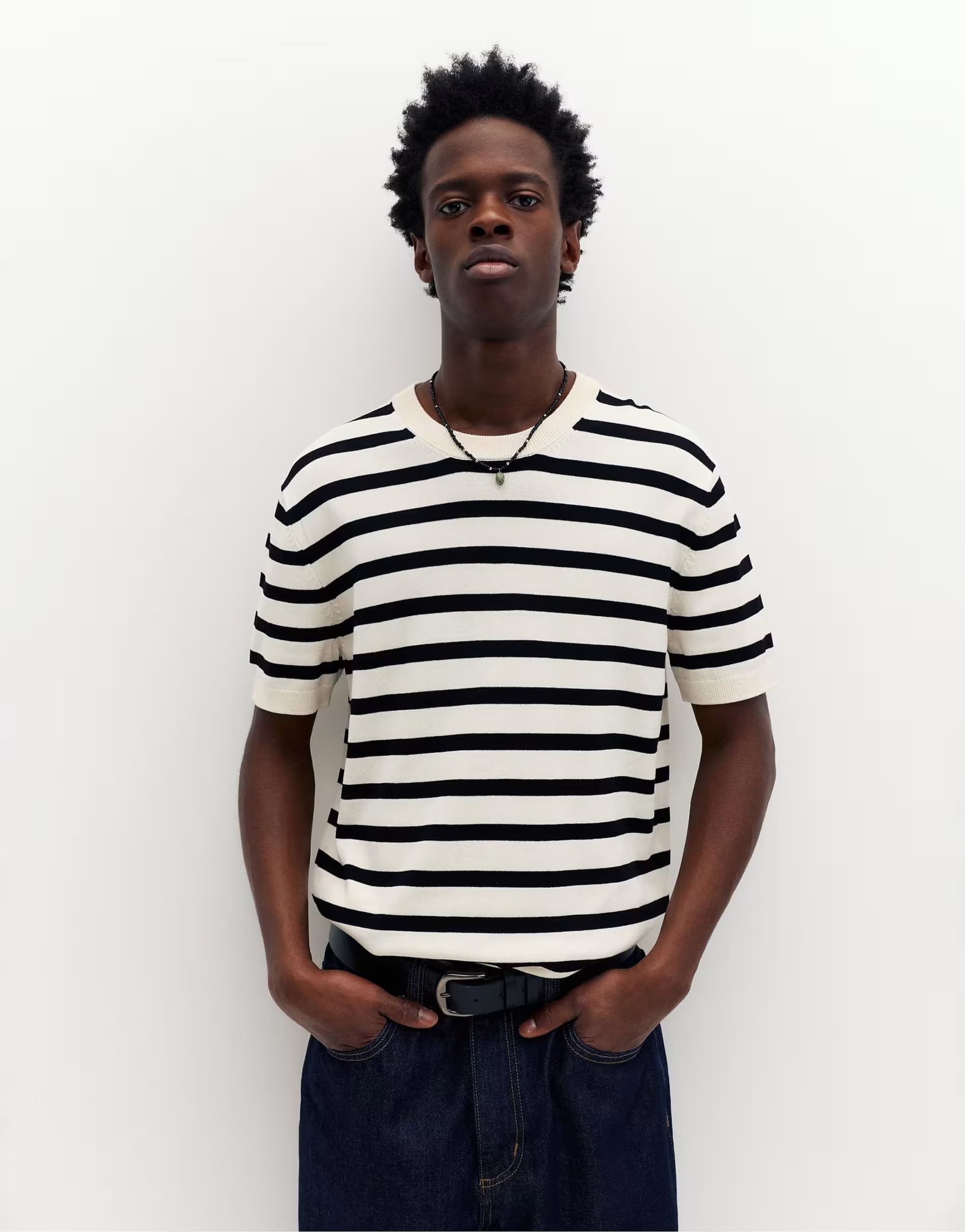 ASOS Pull&Bear Short sleeve jumper in white/black