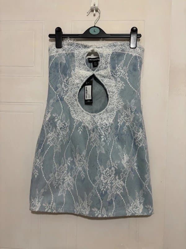 PrettyLittleThing PrettyLittleThing mini strapless dress size S