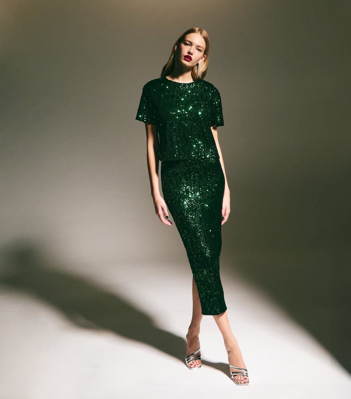 New Look New Look Green Sequinned Mesh Midi Skirt