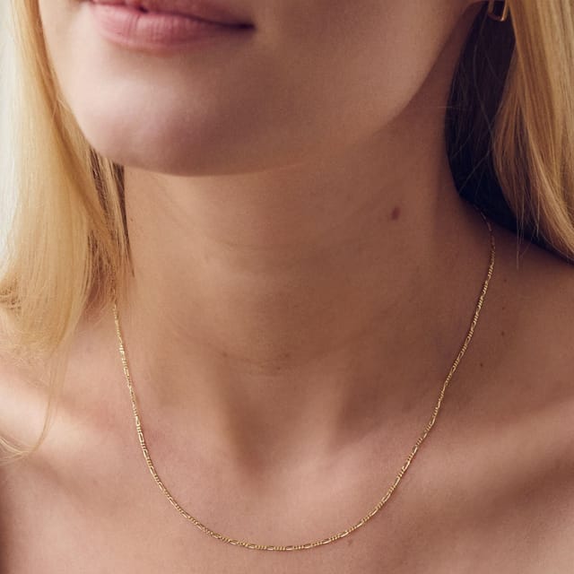 The Fine Collective The Fine Collective Women's 9ct Yellow Gold Solid Figaro Chain 18 inch - 2