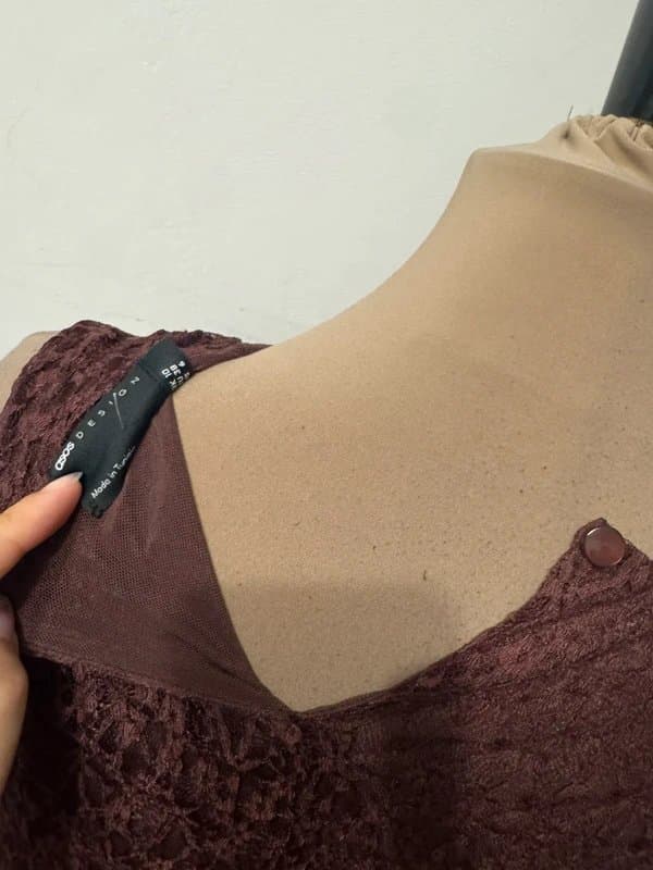 ASOS Design sleeveless lace maxi dress with mesh skirt in chocolate elegant evening size 10