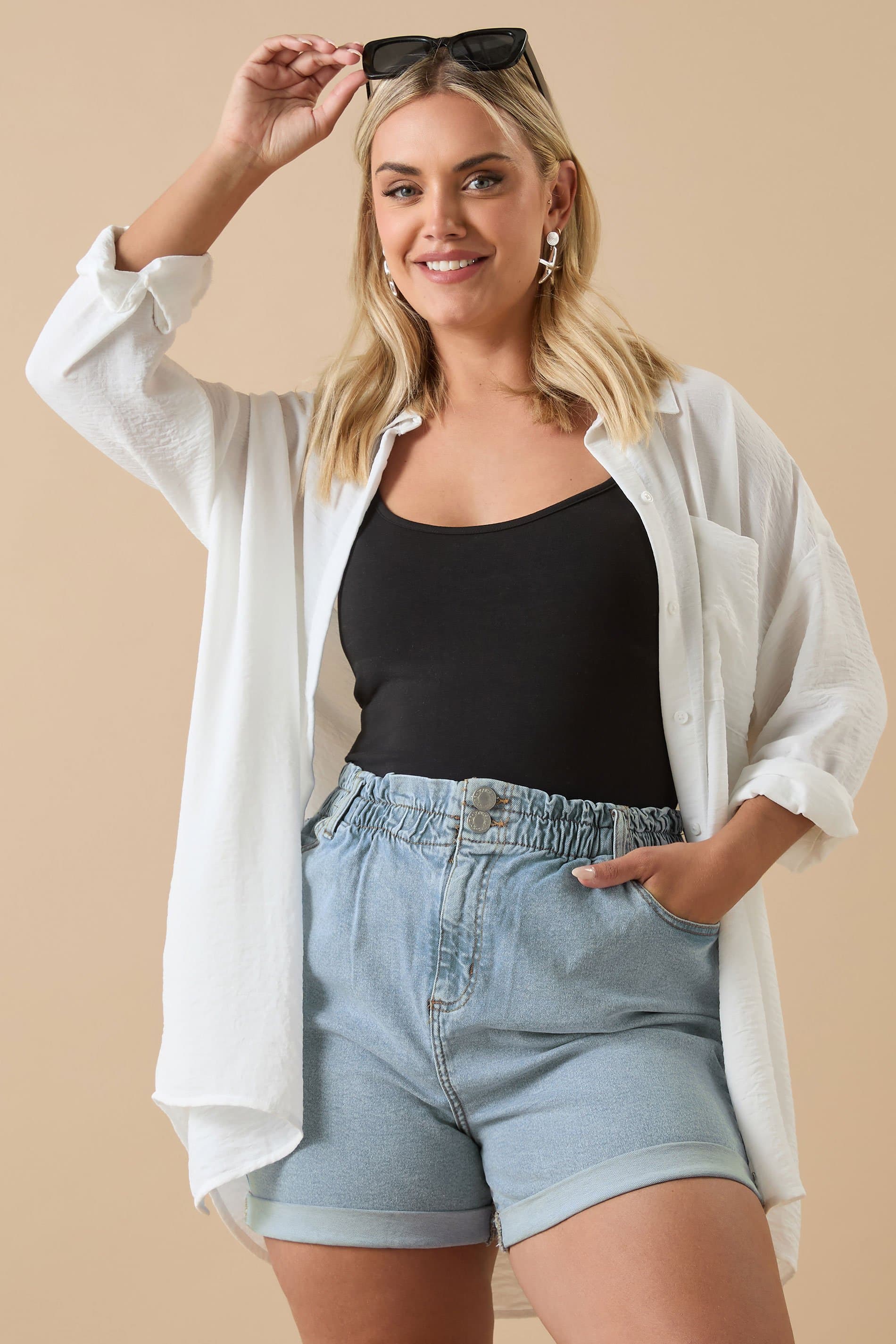 Yours Plus Size Light Blue Elasticated Waist Turn Up Denim Shorts