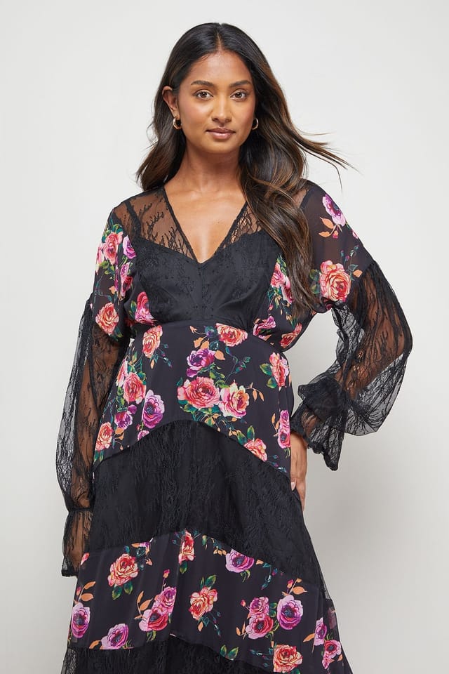 Oasis Oasis Women's Printed Lace Panel Detail V Neck Midaxi Dress in Floral - 2