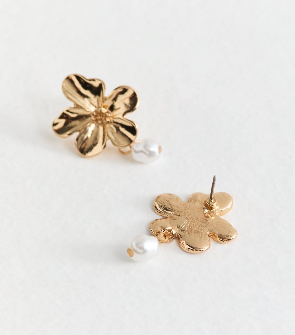 New Look Gold Tone Faux Pearl Drop Flower Earrings New Look - 4