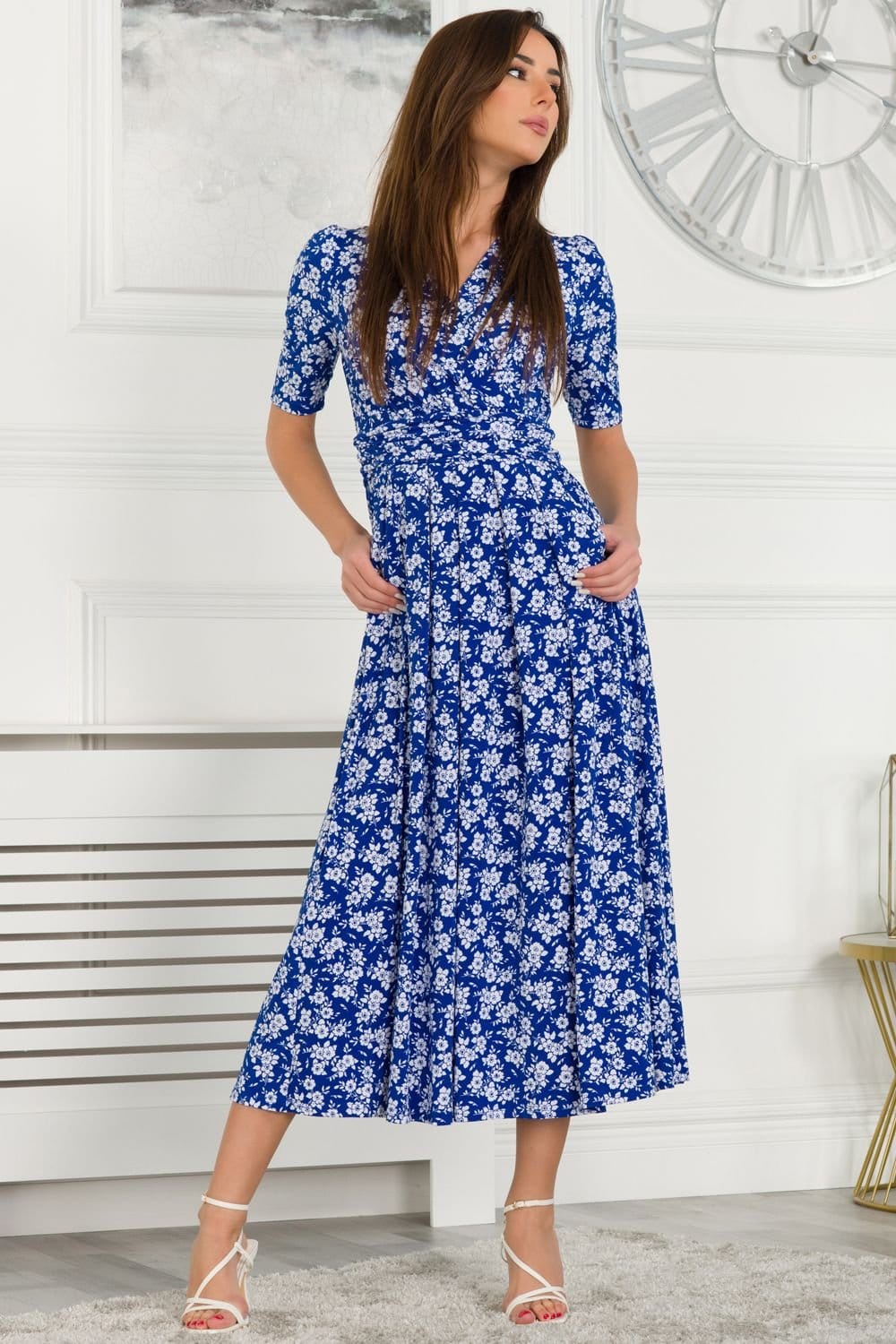 Jolie Moi Jolie Moi Women's Coleen Printed Jersey Maxi Dress in Blue - 4