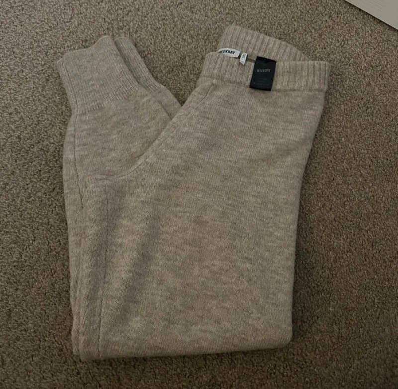 Weekday Weekday knitted brown beige amber joggers with cuffed leg