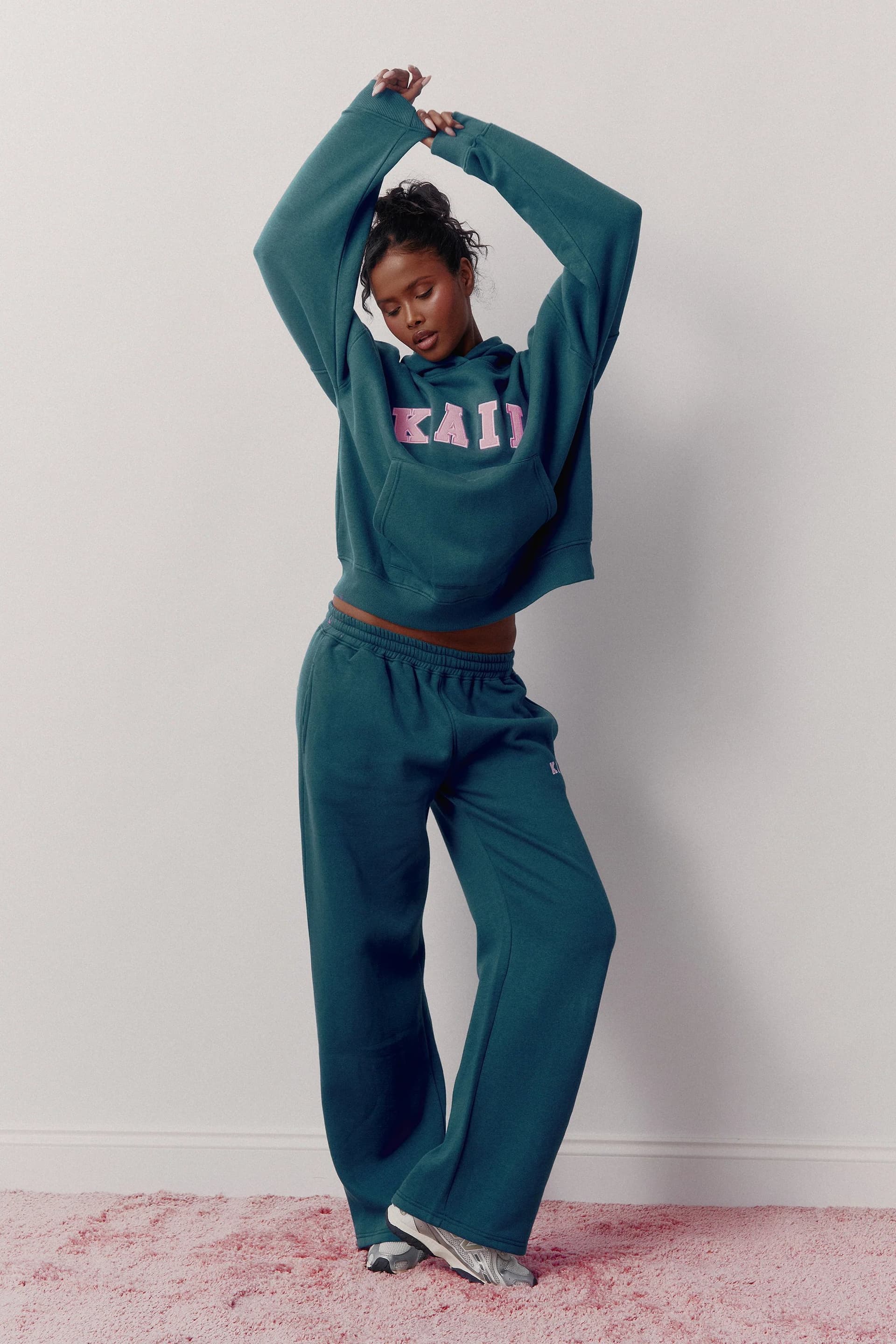 Kaiia Kaiia Logo Wide Leg Joggers Deep Teal & Pink