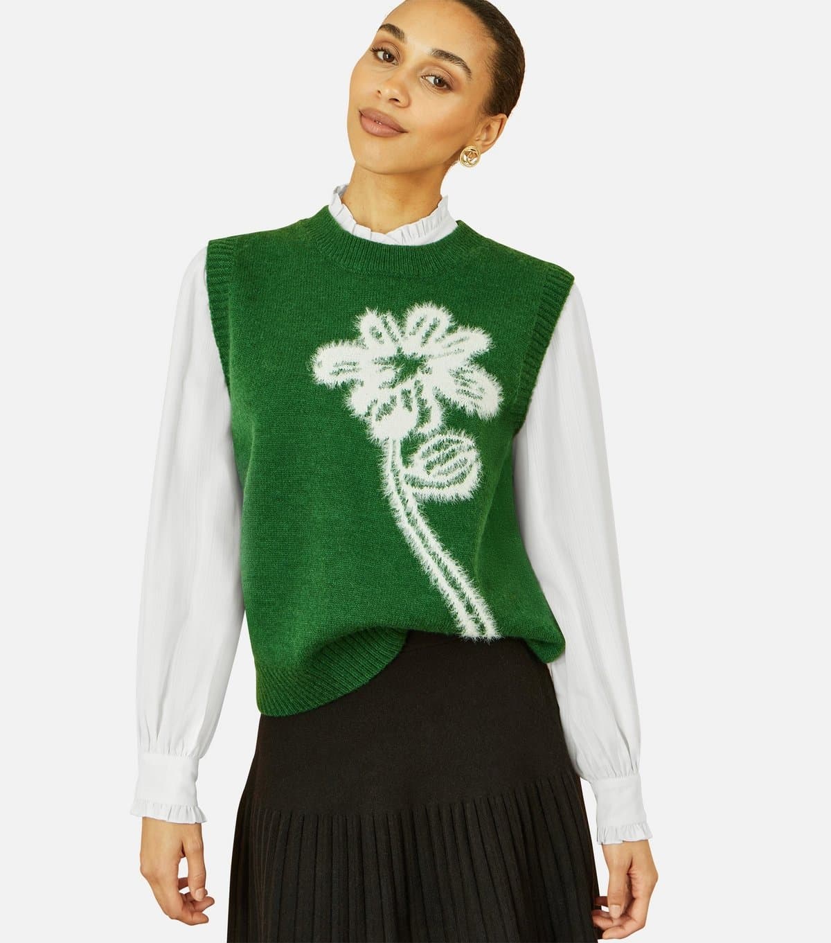 Yumi Women's Green Contrast Floral Sleeveless Jumper Yumi New Look