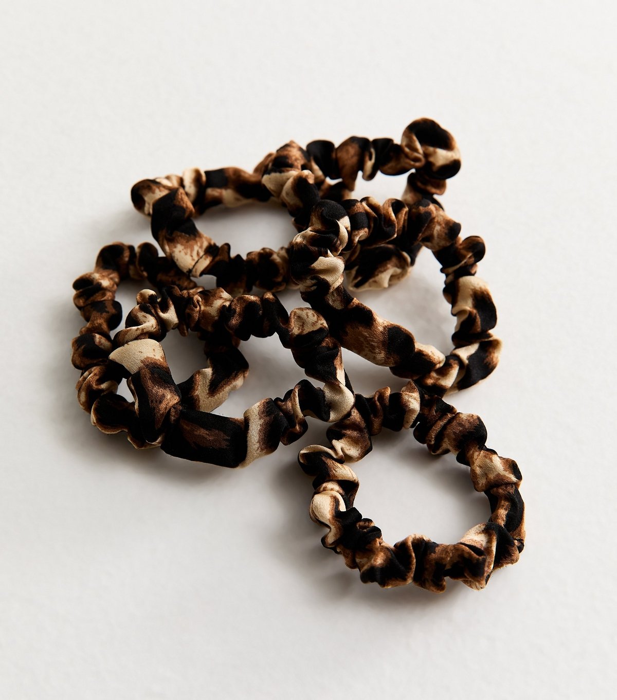 New Look Pack of 6 Mini Leopard Satin Scrunchie New Look - 2