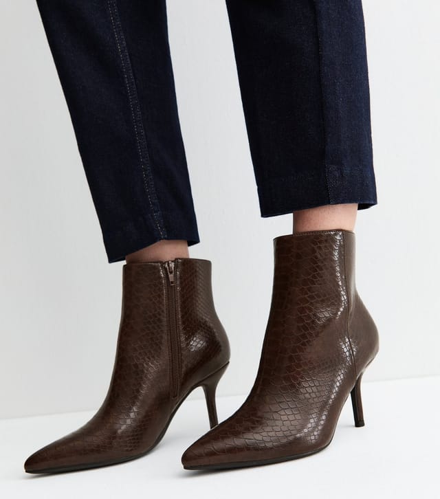 New Look Women's Wide Fit Dark Brown Faux Leather Snakeskin Effect Stiletto Ankle Boots Vegan New Look - 2