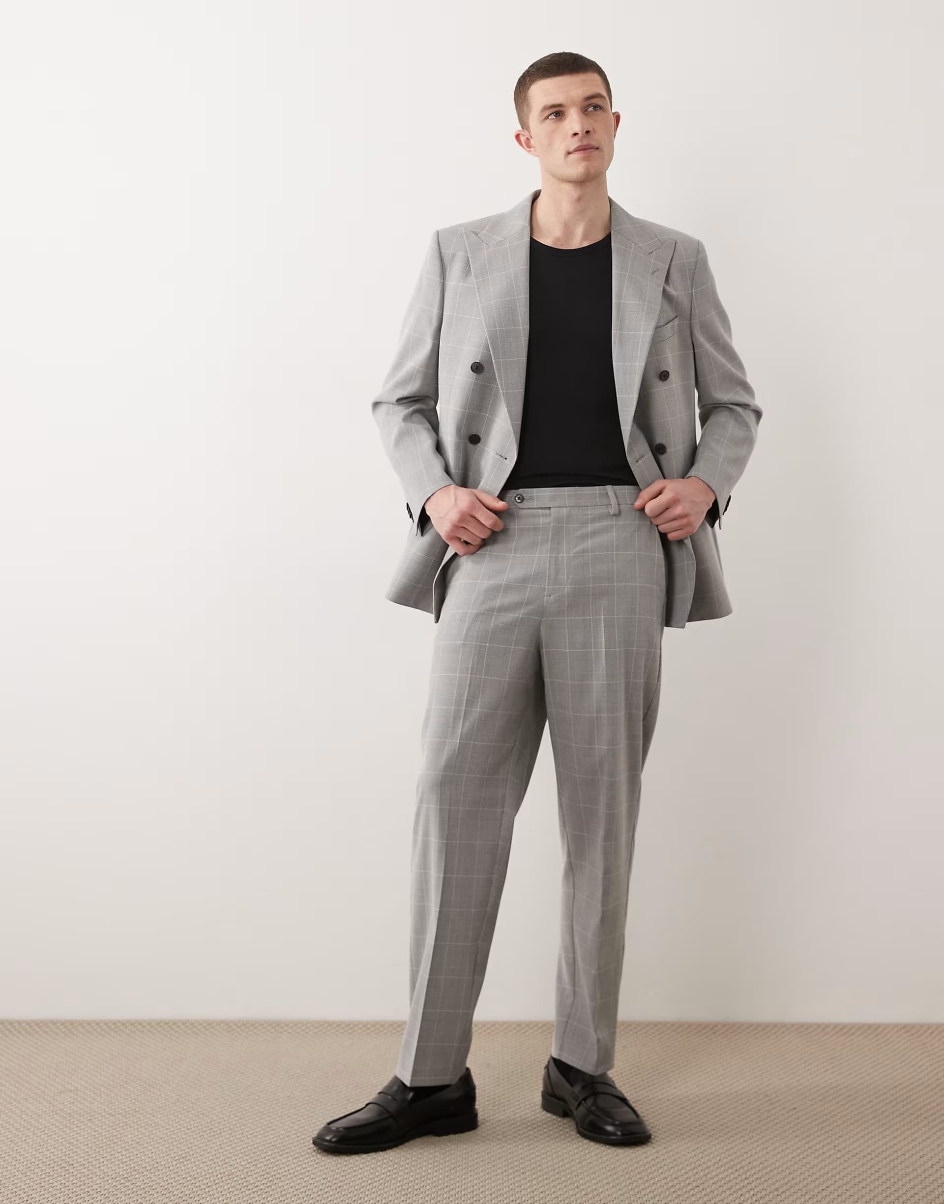 ASOS ASOS DESIGN relaxed tapered suit trousers in grey glen check