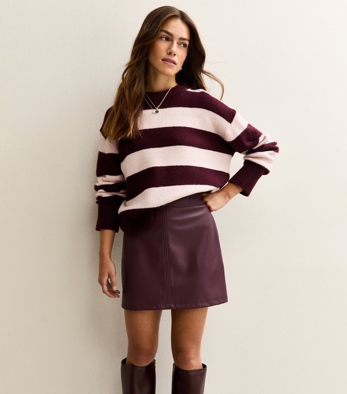 New Look Women's Petite Burgundy Faux Leather Mink Skirt New Look