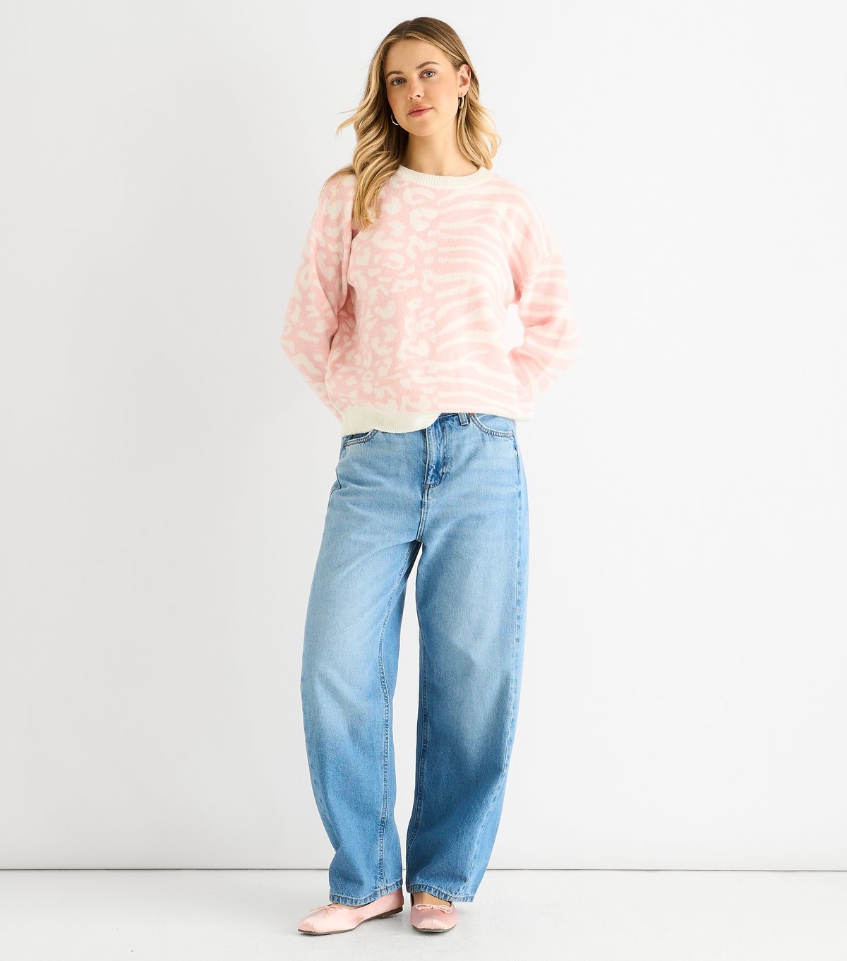 Gini London Women's Pink Zebra Patterned Jumper Gini London New Look - 2