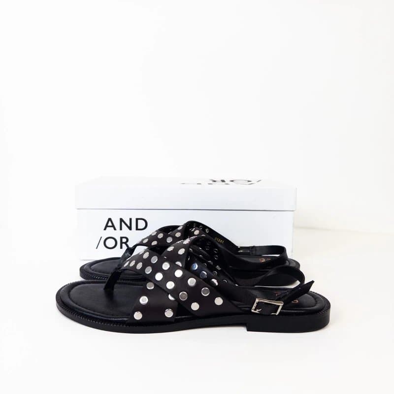 John Lewis John Lewis AND/OR Lennie Leather Studded Toe Post Flat Sandals UK 4 NEW