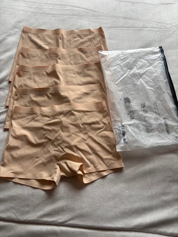 Shein Shein seamless short panties X5