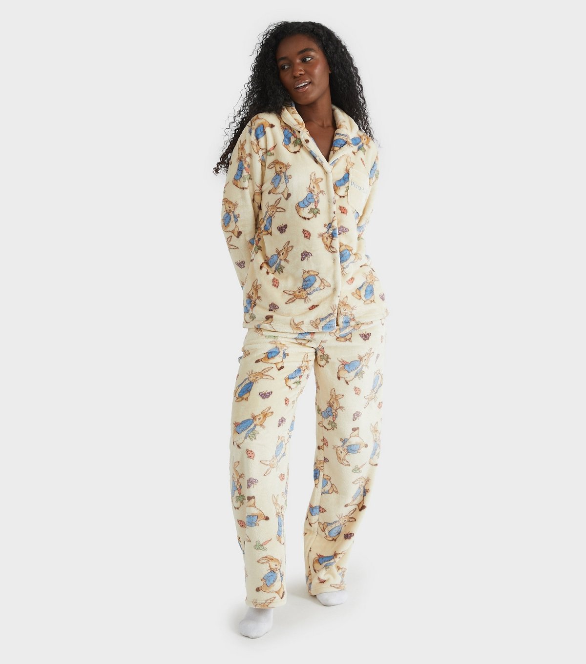 Skinnydip Women's White Peter Rabbit Fleece Pyjama Set Skinnydip New Look - 2