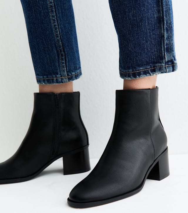 New Look Women's Black Faux Leather Almond Toe Block Heel Ankle Boots Vegan New Look - 2