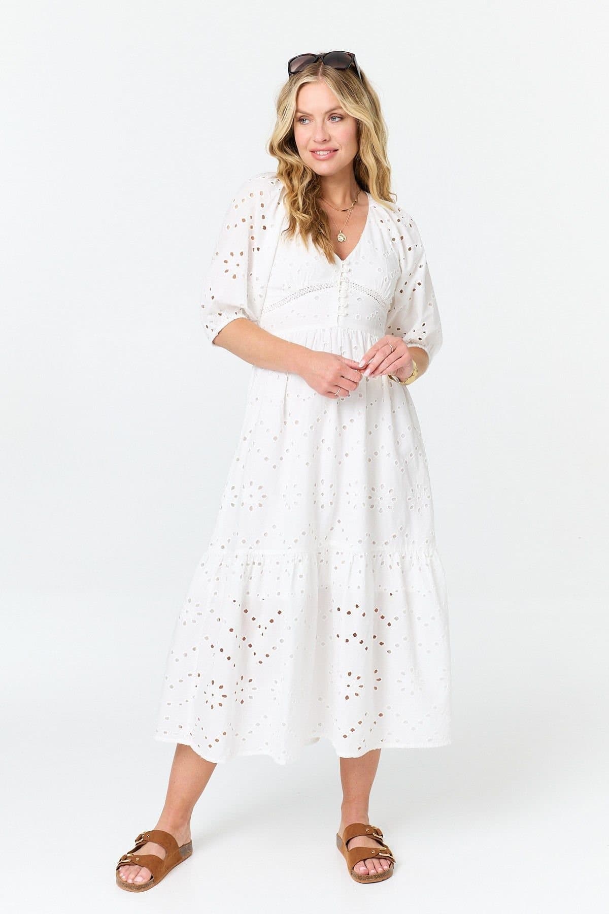 Izabel London Izabel London Women's Broderie Anglaise 1/2 Sleeve Midi Dress in White