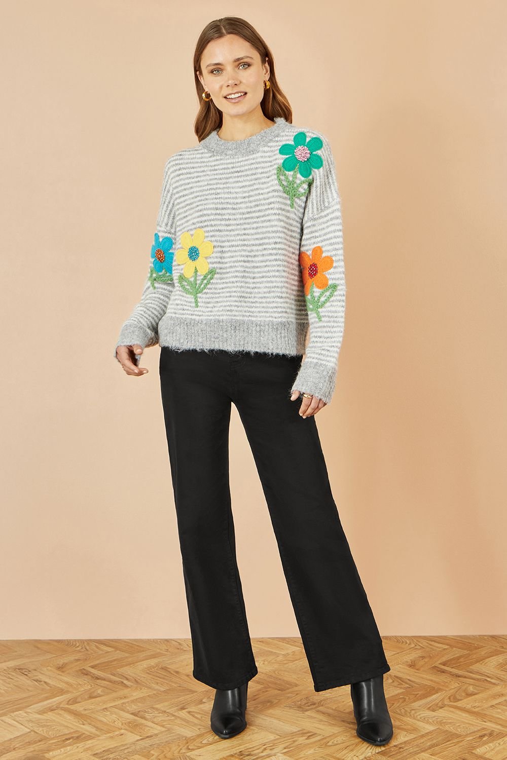 Yumi Yumi Women's Grey Striped Relaxed Fit Jumper With Flowers - 3