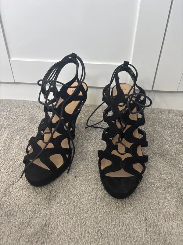 New Look New Look size 6 platform caged heels with lace up detail.