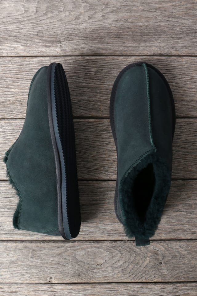 WoolOvers WoolOvers Men's Mens Suede & Sheepskin Short Boot in Dark Green - 2