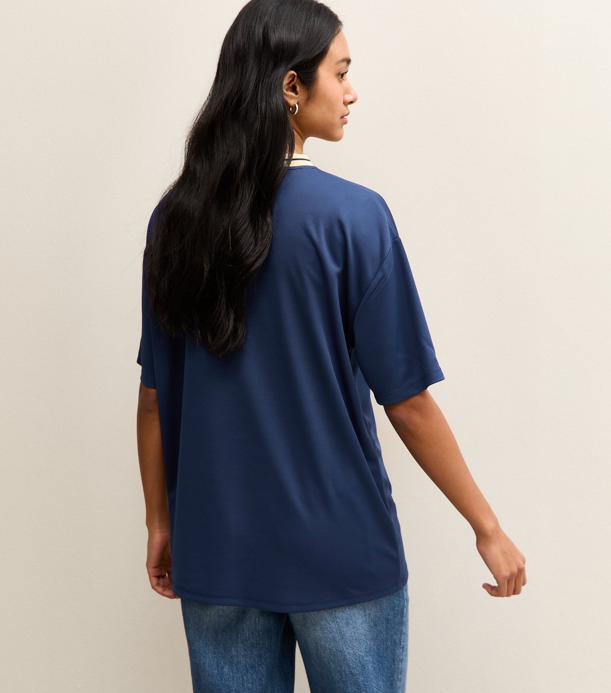 New Look Women's Navy Oversized 28 Logo Football Top New Look - 4