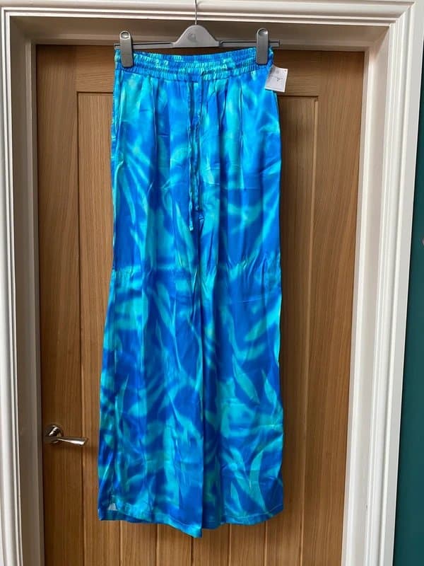 Bershka Bershka blue tie dye satin wide leg stretch waist trousers size S 8-10