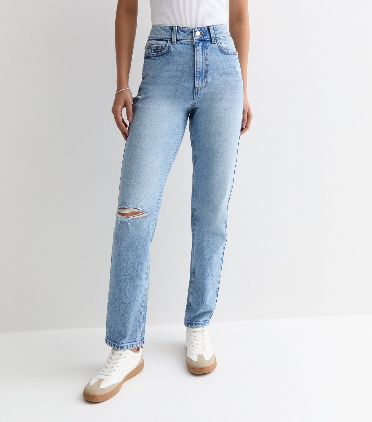 New Look Women's Tall Pale Blue Ripped Knee High Waist Tori Mom Jeans New Look - 2