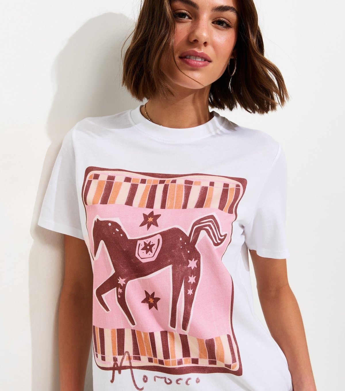 New Look Women's White Cotton Horse Print Oversized T-Shirt New Look
